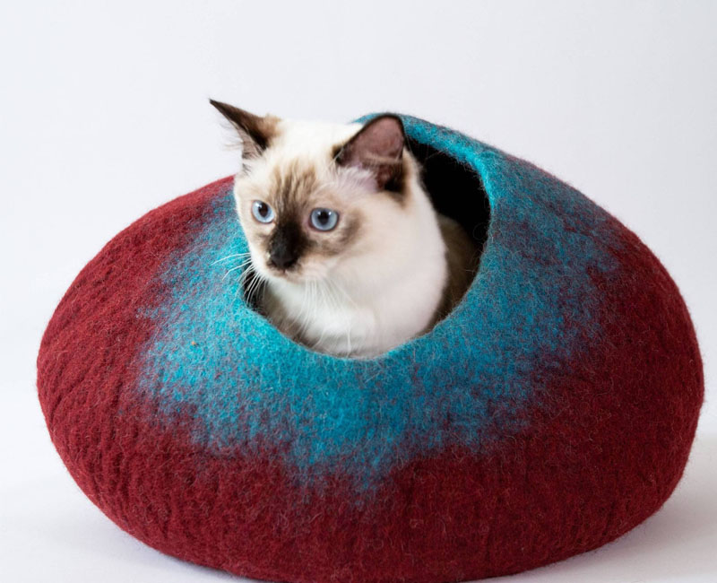 awesome wool cat cave gift idea
