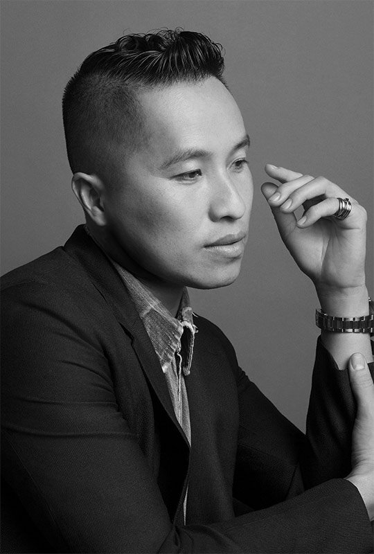  Born in Thailand of Chinese descent, Phillip Lim is a key figure in New York’s wave of Asian-American fashion designers. Together with his business partner Wen Zhou, the designer has successfully established his brand, 3.1 Phillip Lim as one of a handful of important, fast-growing contemporary brands with a thriving international wholesale business. 