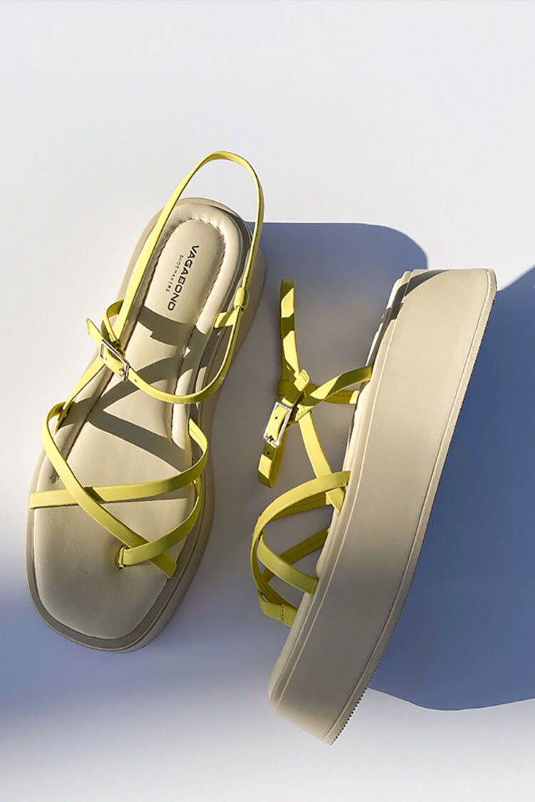c2-Vagabond-Shoemakers-Courtney-Platform-Sandal.jpg