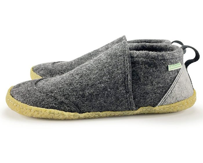 Kyrgies grey walkabout slippers