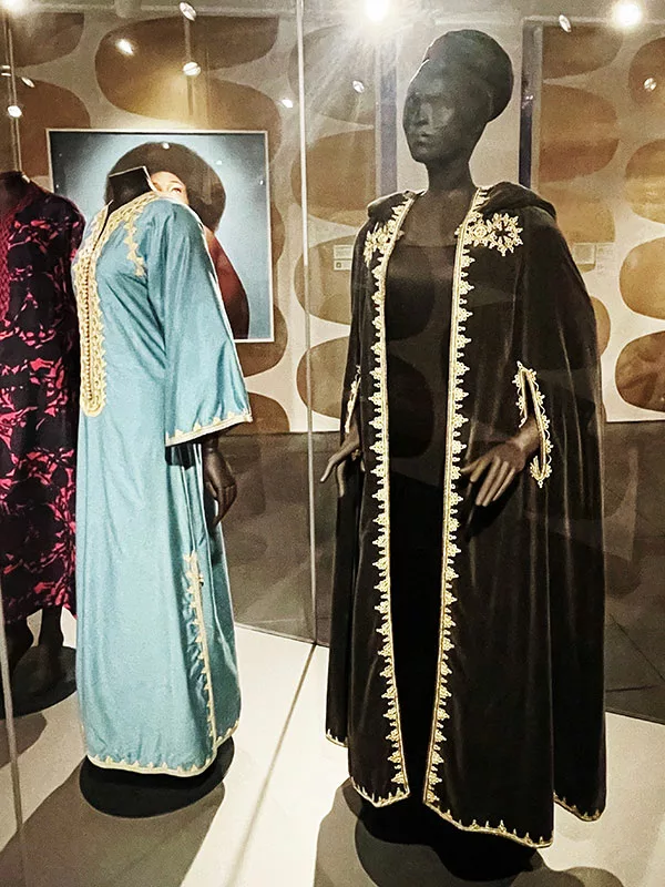 naima bennis dress display